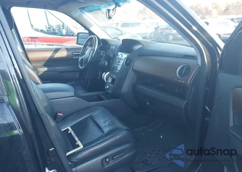 2011 Honda Pilot Touring из США, поврежденный, VIN 5FNYF4H98BB022117